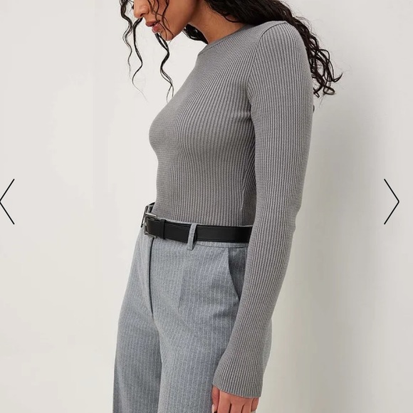 Hooked Up by IOT Crew Neck Ribbed Sweater with Back Zipper. Heather Grey Size L. - Picture 1 of 11